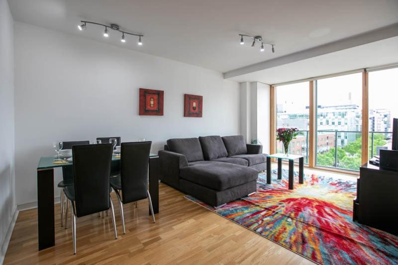 Grand Canal Square Apartments Dublín Exterior foto