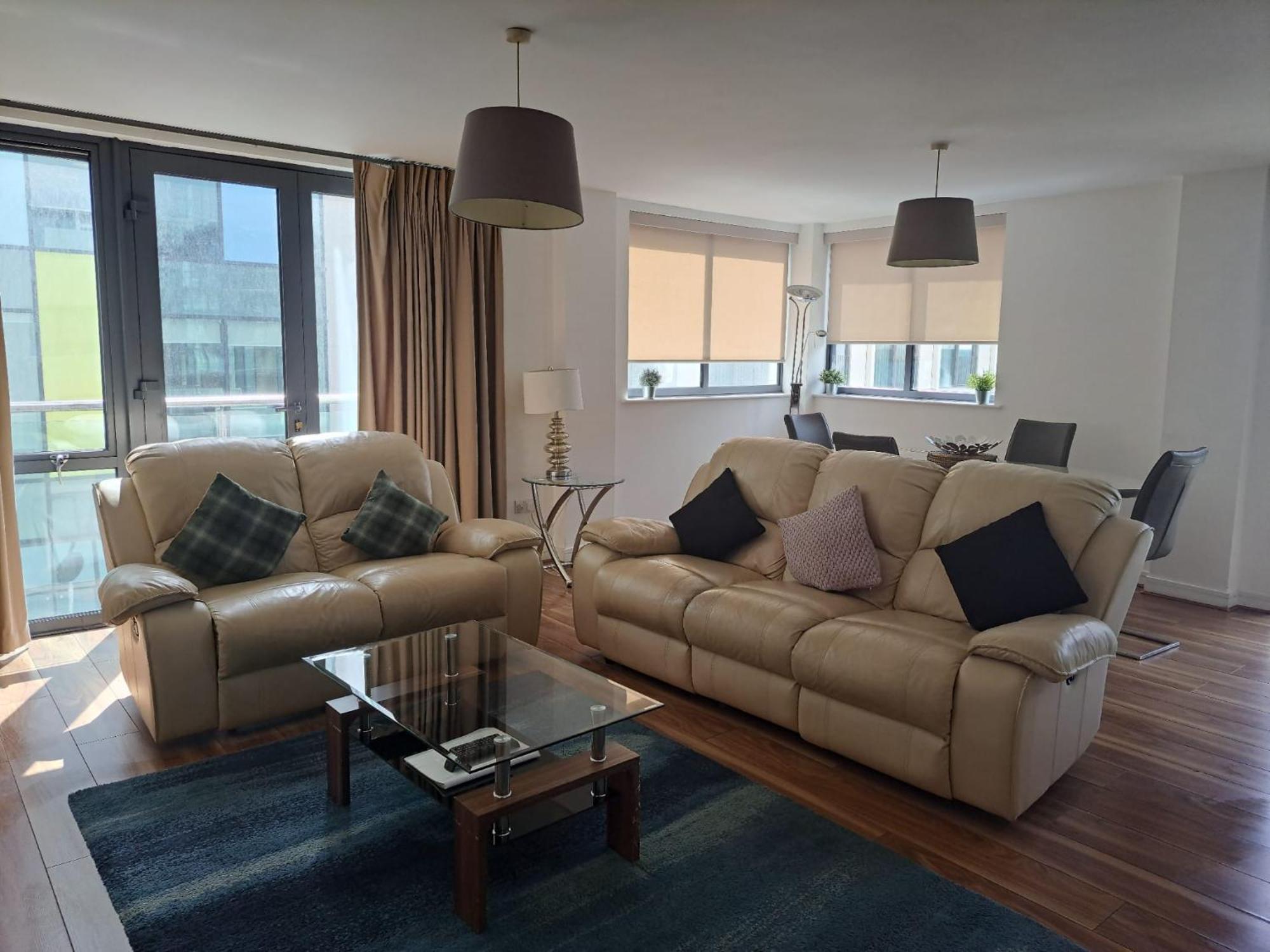 Grand Canal Square Apartments Dublín Exterior foto